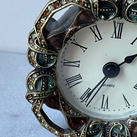 Jeweled Round Battery Operated Table Clock - Picture 2 of 8